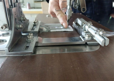 Mesin Jahit Jahitan Rantai Hiasan Berkecepatan Tinggi Untuk Jeans Dan Kulit pemasok